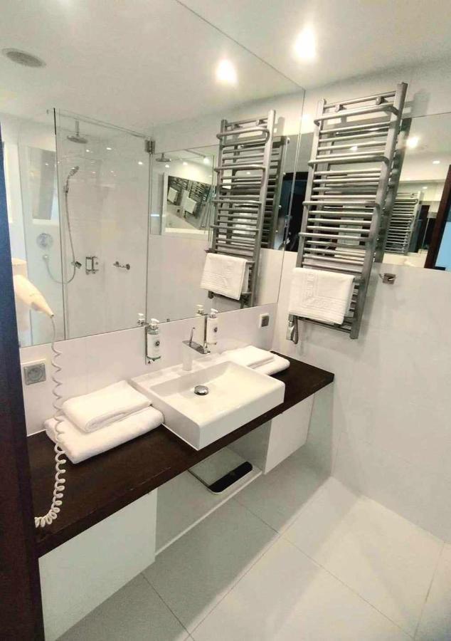 Prywatny Apartament Marine Hotel Kołobrzeg Exteriör bild